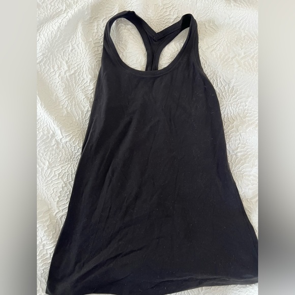 Lululemon tank top size 8 - Picture 2 of 2